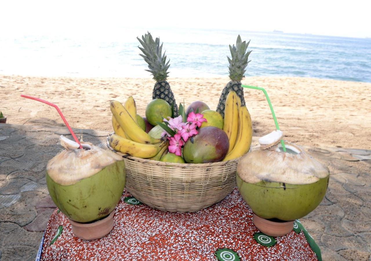 Cocobeach-Hotel Lomé Extérieur photo