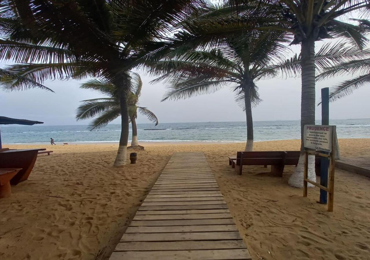 Cocobeach-Hotel Lomé Extérieur photo